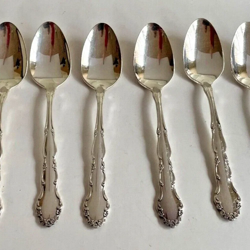 SET of 4 Teaspoons 1881 Rogers Oneida FLIRTATION Silver Plate